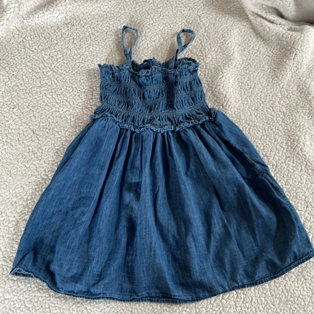 Gap Kids Smocked thin Strap Chambray Denim Dress size 8 - Picture 5 of 5